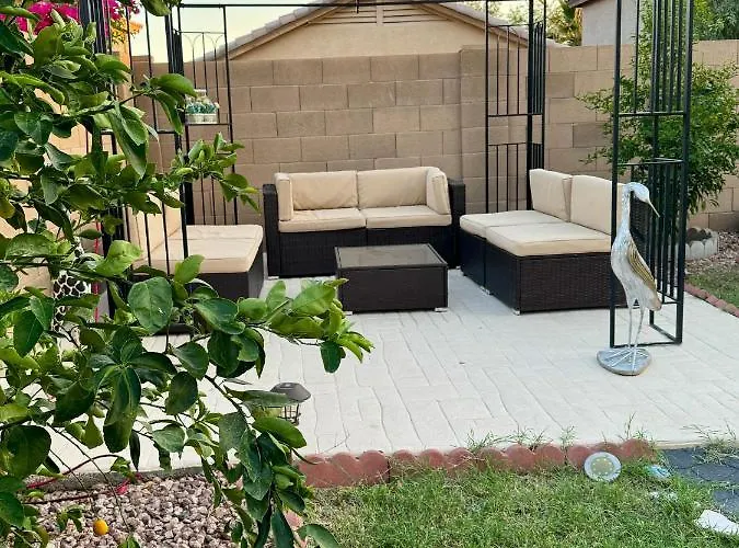 Cozy Private With Shared Bathroom Inside A House * Phoenix