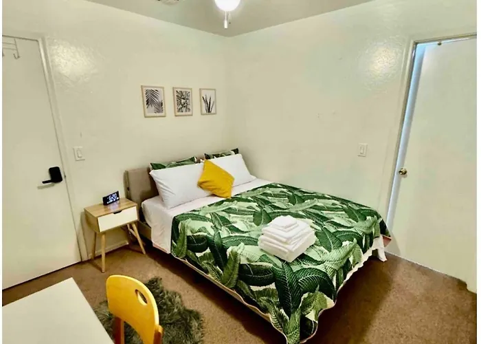 Habitación en casa particular Cozy Private With Shared Bathroom Inside A House Phoenix